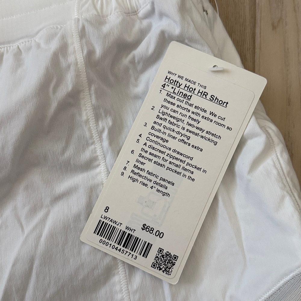 NWT Lululemon Hotty Hot HR Short 4” - Size 8 - Picture 2 of 6